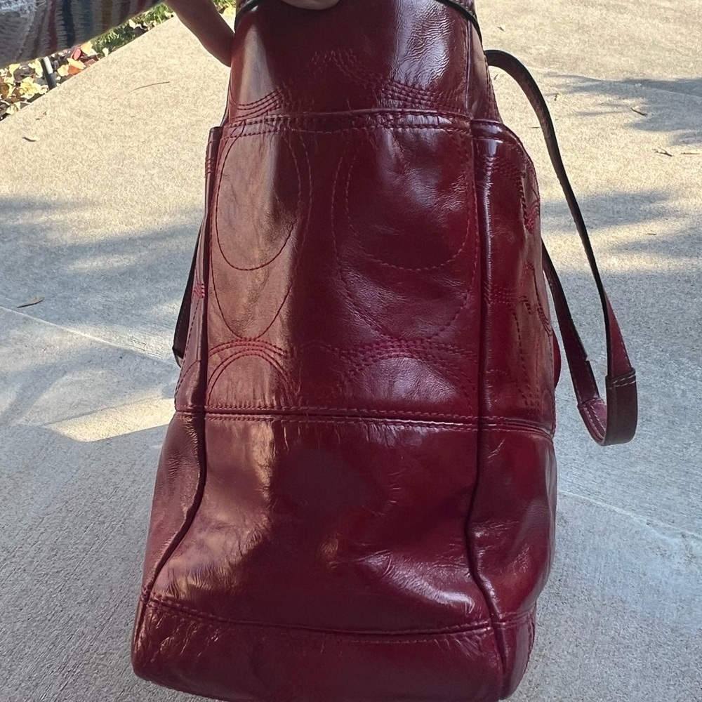 COACH Signature Embossed Patent Red Leather Laptop Diaper Tote Bag XL - Picture 5 of 14